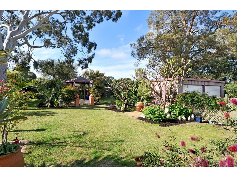 18 Peel Parade, Coodanup WA 6210