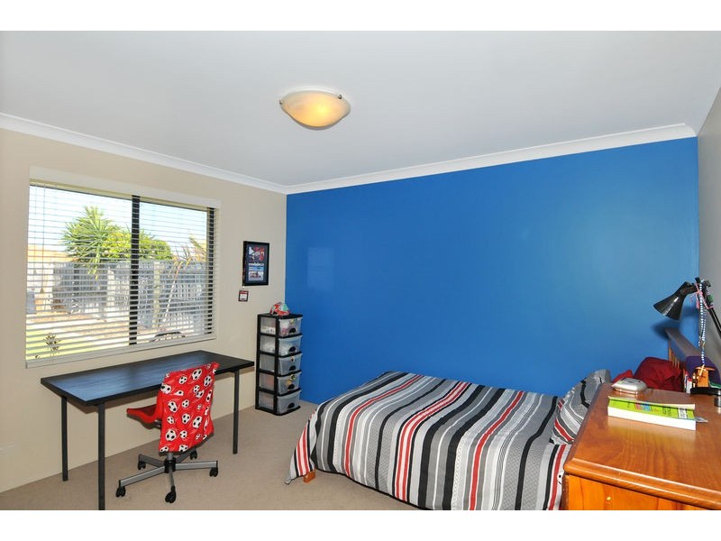 10 Grasshill Grange, Halls Head WA 6210