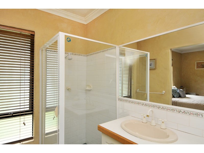 126 Riverland Drive, Stake Hill WA 6181