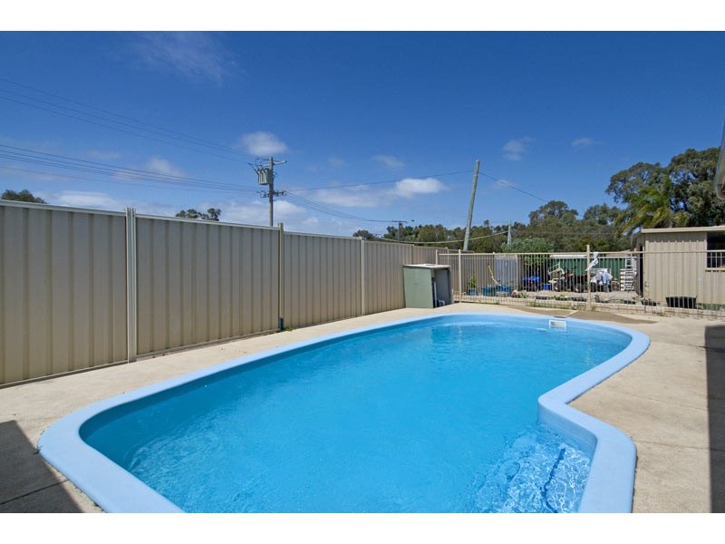 92 Mississippi Drive, Greenfields WA 6210