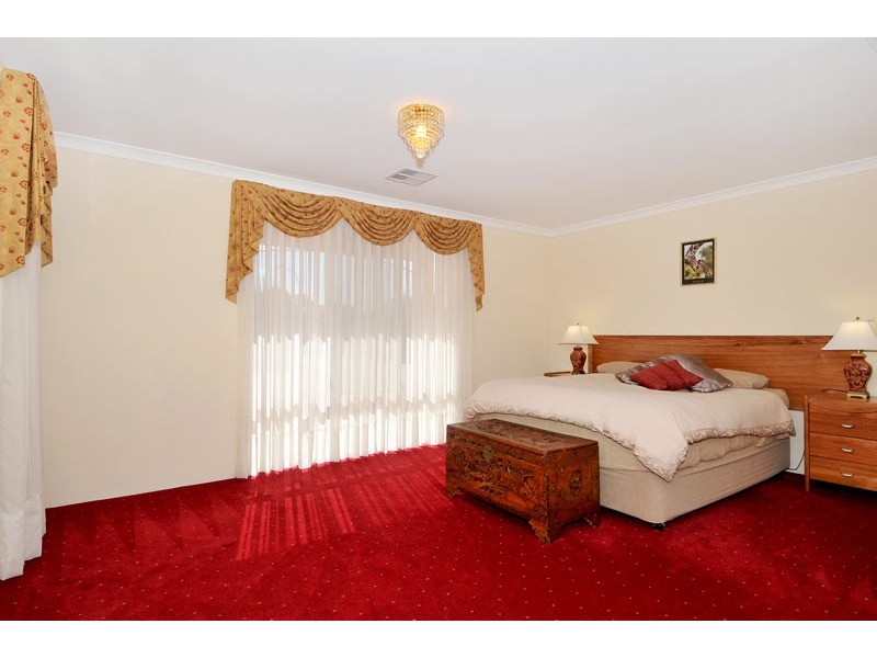 24 Beacham Street, Coodanup WA 6210