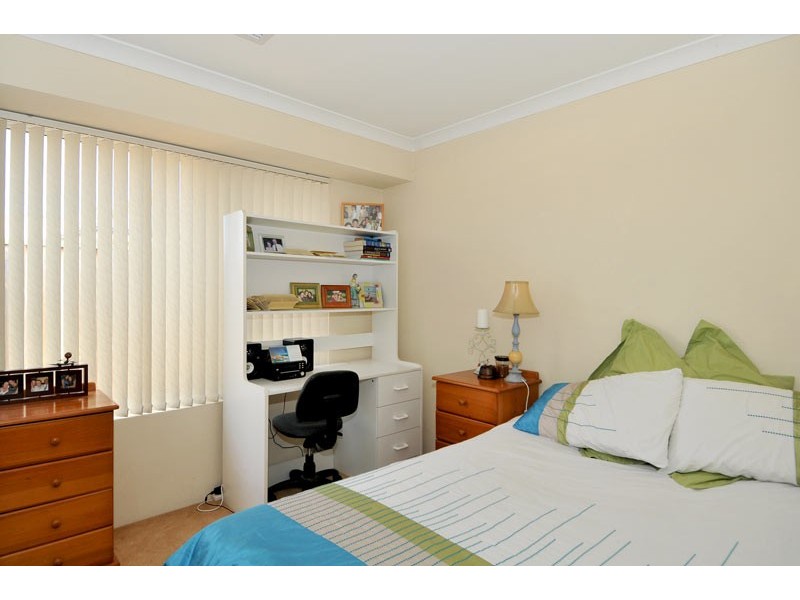 24 Beacham Street, Coodanup WA 6210