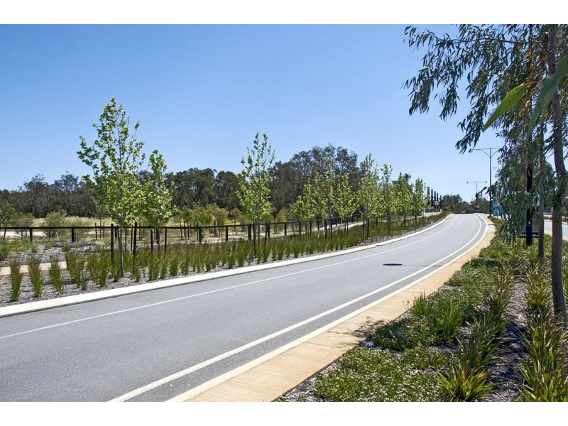 8 Fenians Pass, South Yunderup WA 6208