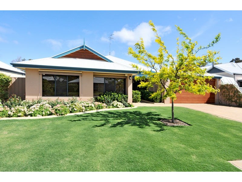 7 Onslow Court, Erskine WA 6210