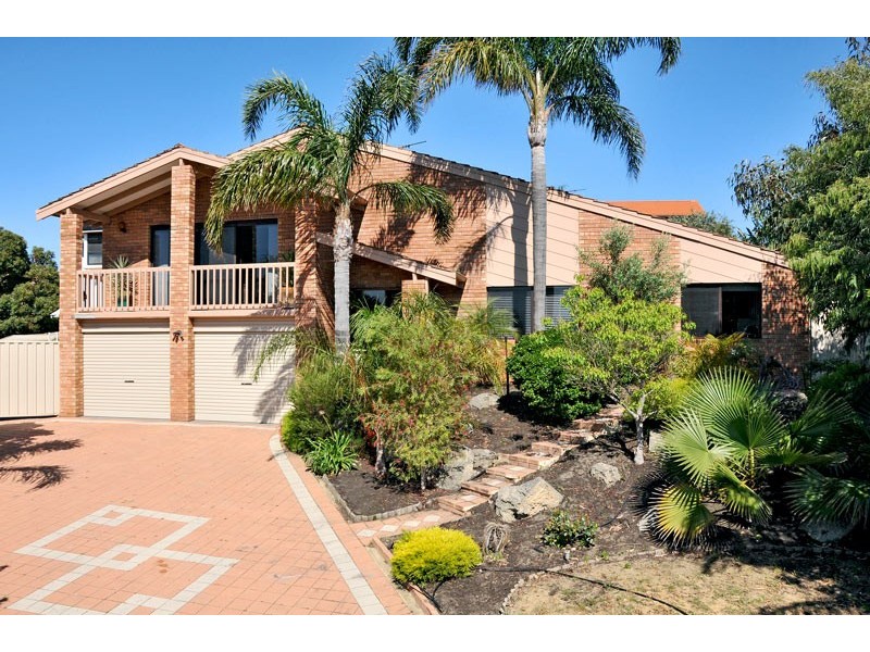 7 Barkley Place, Halls Head WA 6210