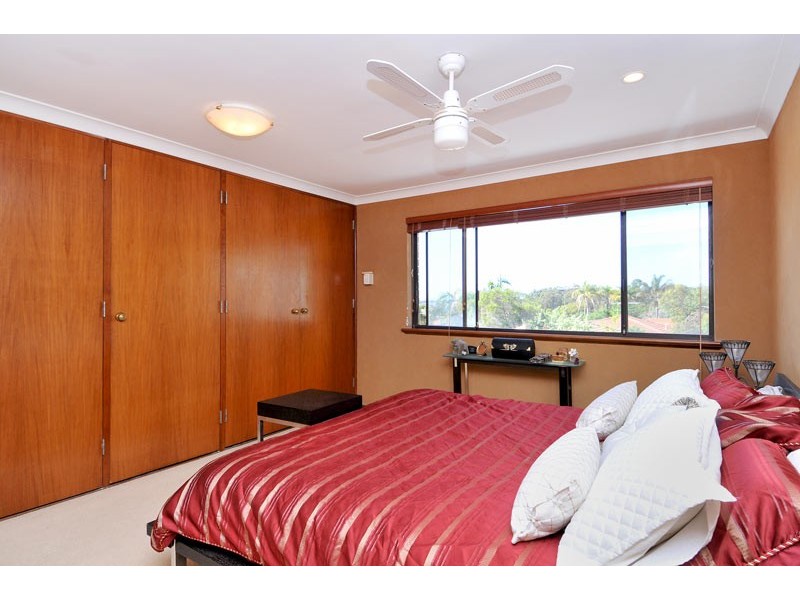 7 Barkley Place, Halls Head WA 6210