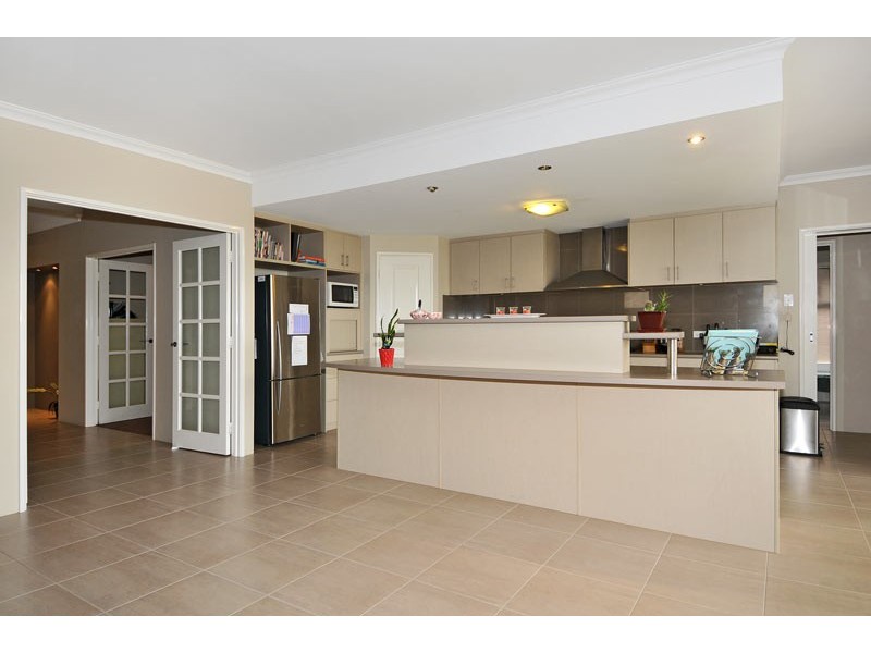 37 Tranquility Way, Halls Head WA 6210