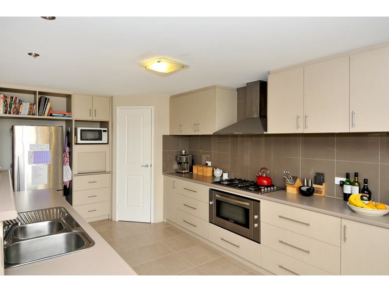 37 Tranquility Way, Halls Head WA 6210