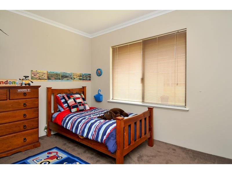 37 Tranquility Way, Halls Head WA 6210