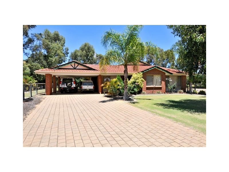 6 Queenscliff Rise, Greenfields WA 6210