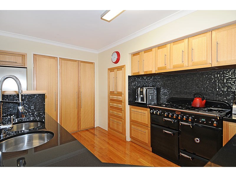 9 Piombino View, Secret Harbour WA 6173