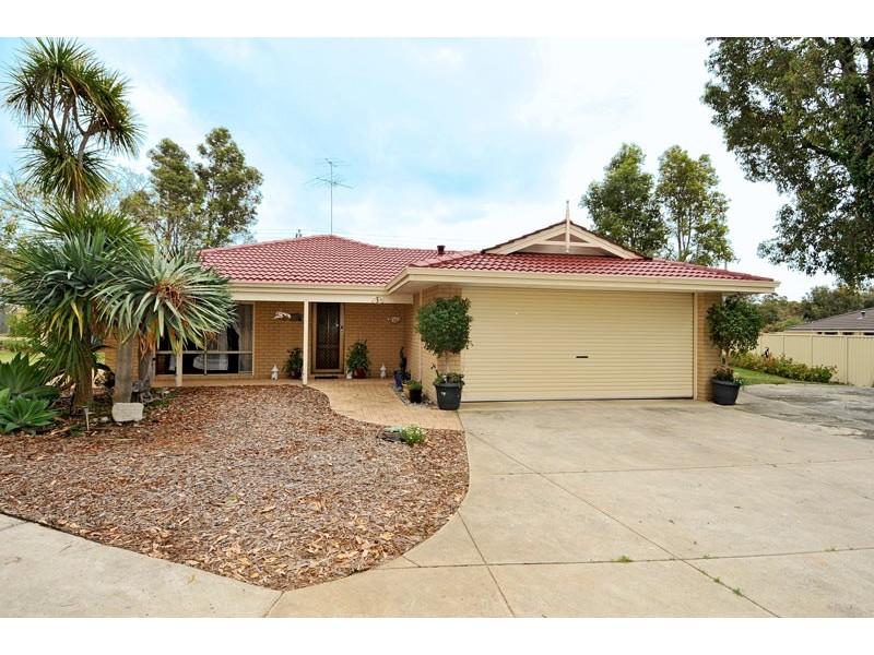 15 Palomino Place, Greenfields WA 6210