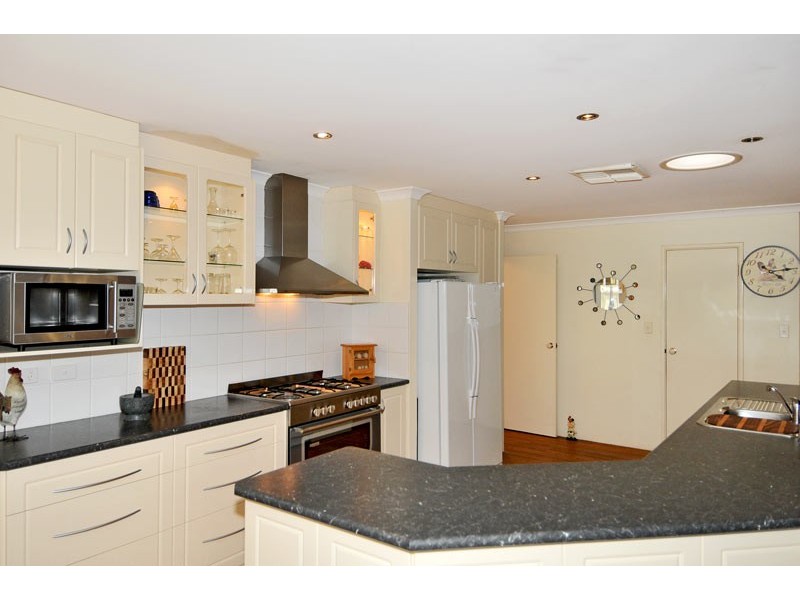 15 Palomino Place, Greenfields WA 6210