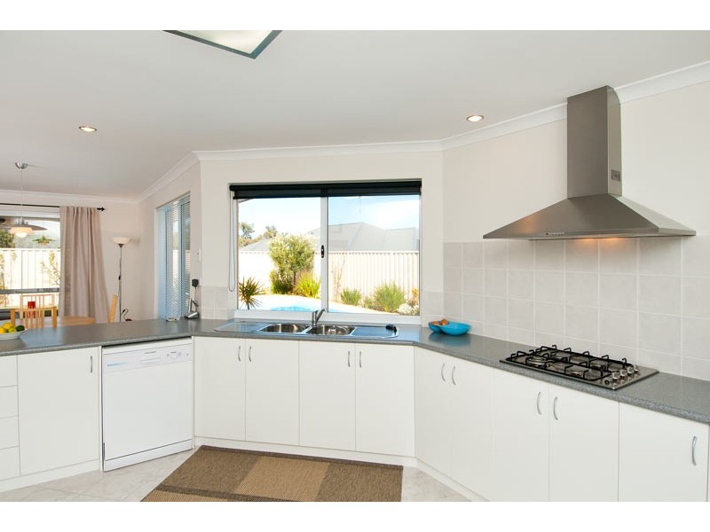16 Cockatoo Way, Dawesville WA 6211