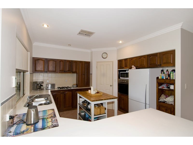 2 Woodsong Close, Falcon WA 6210