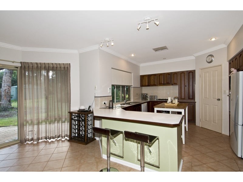 2 Woodsong Close, Falcon WA 6210