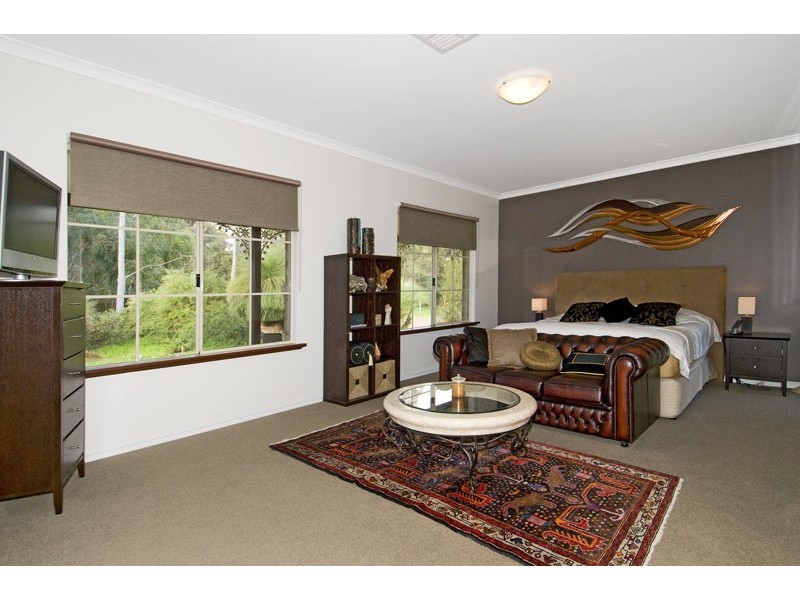 2 Woodsong Close, Falcon WA 6210