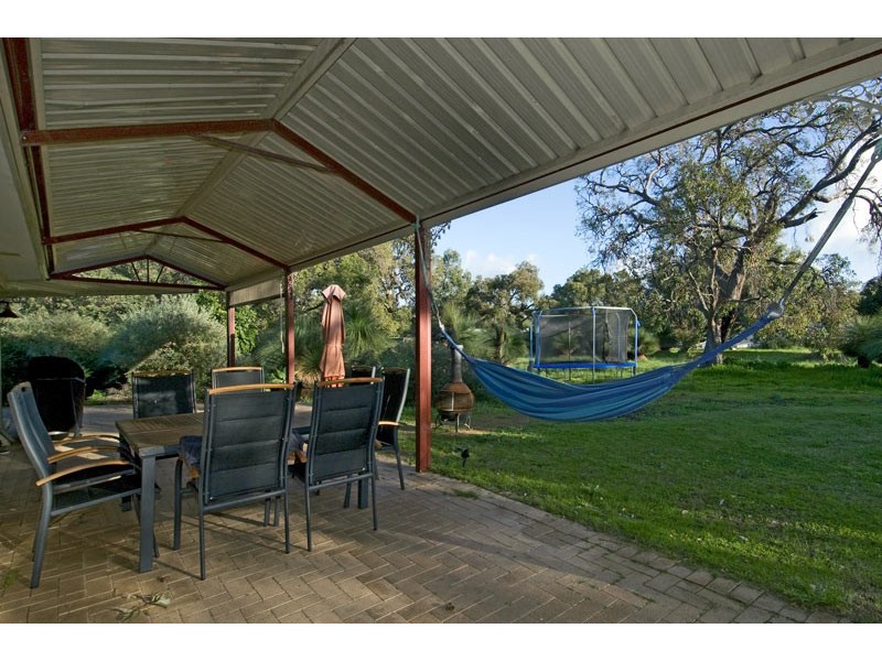 2 Woodsong Close, Falcon WA 6210