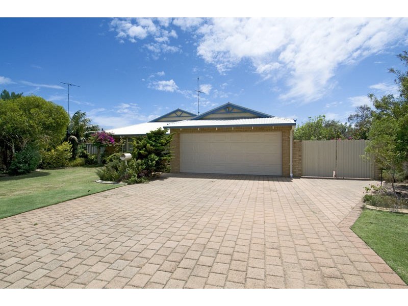 76 Ronsard Drive, San Remo WA 6210