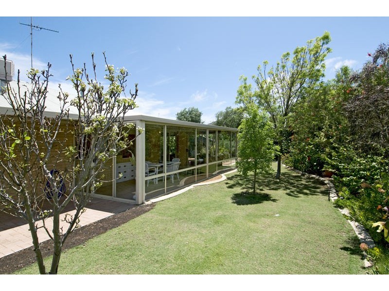 76 Ronsard Drive, San Remo WA 6210