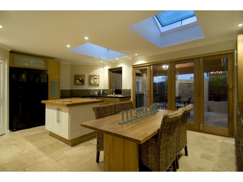 7 Ronsard Drive, San Remo WA 6210