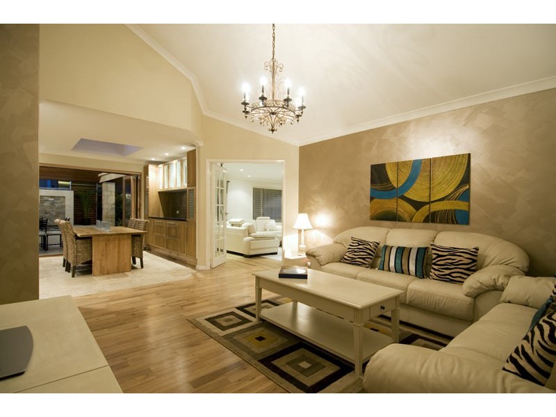 7 Ronsard Drive, San Remo WA 6210