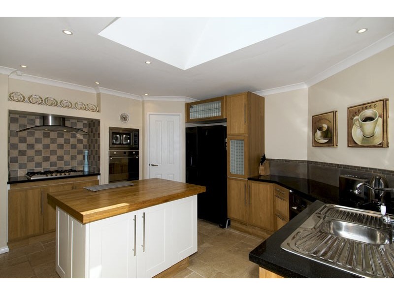 7 Ronsard Drive, San Remo WA 6210