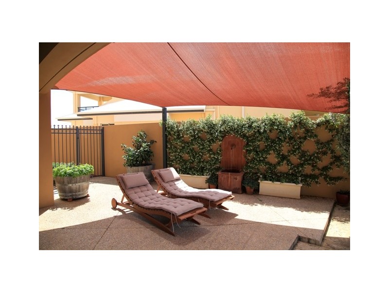 21 Erins Isle, Dudley Park WA 6210