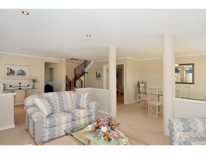 10 Altea Rise, Secret Harbour WA 6173