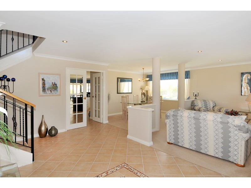 10 Altea Rise, Secret Harbour WA 6173