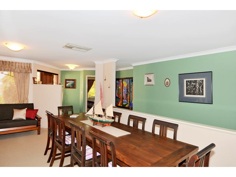 125 Midsummer Circle, Pinjarra WA 6208