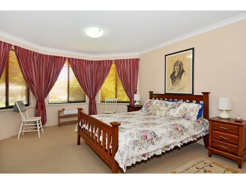 125 Midsummer Circle, Pinjarra WA 6208