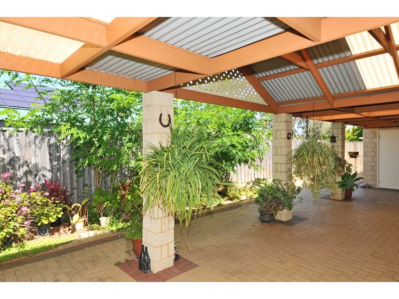 125 Midsummer Circle, Pinjarra WA 6208