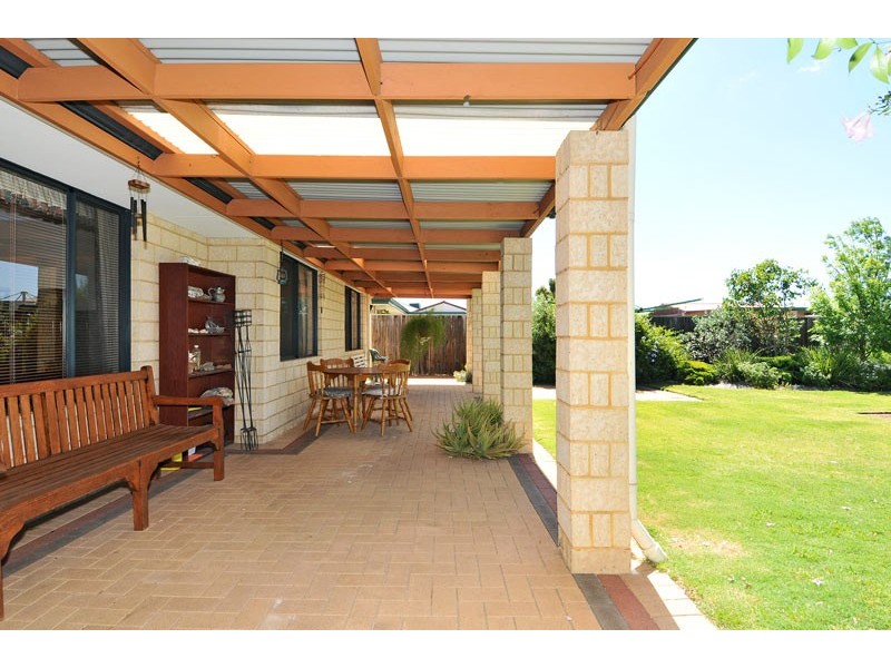125 Midsummer Circle, Pinjarra WA 6208