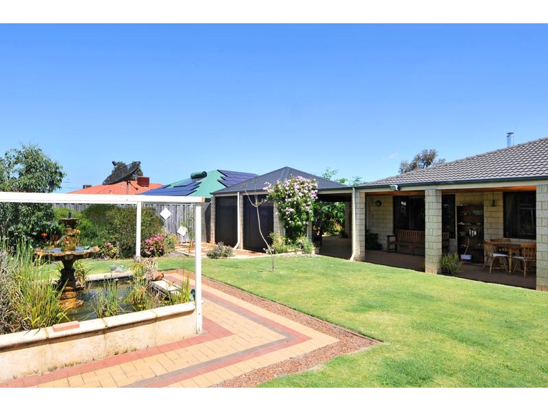 125 Midsummer Circle, Pinjarra WA 6208