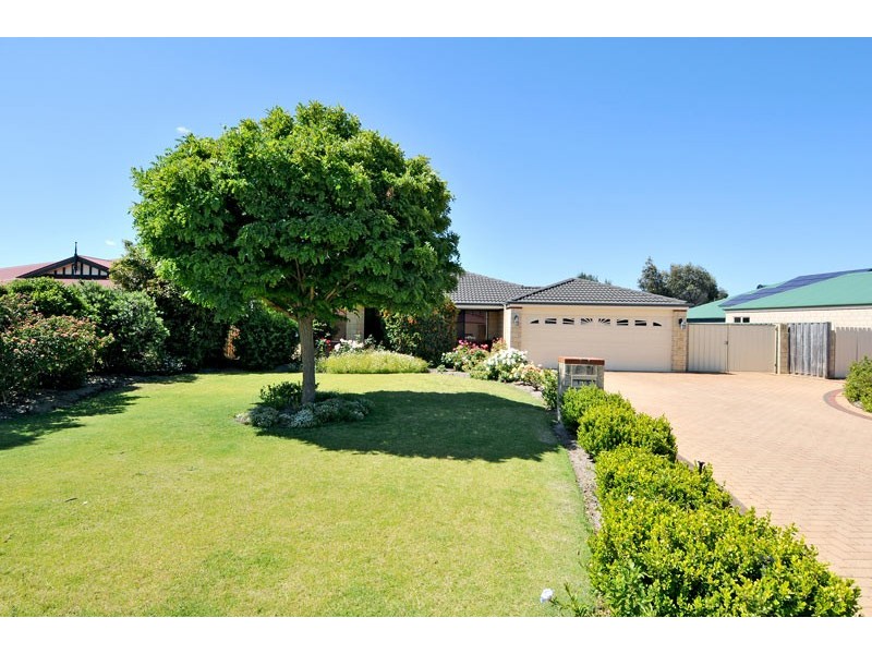 125 Midsummer Circle, Pinjarra WA 6208