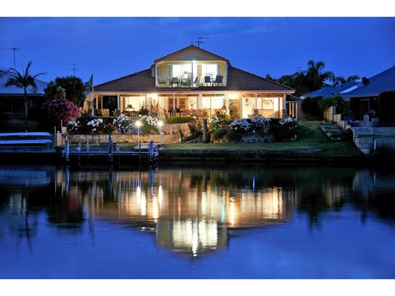 17 Heron Place, South Yunderup WA 6208