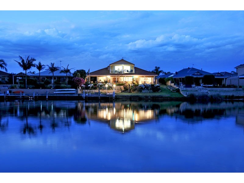 17 Heron Place, South Yunderup WA 6208