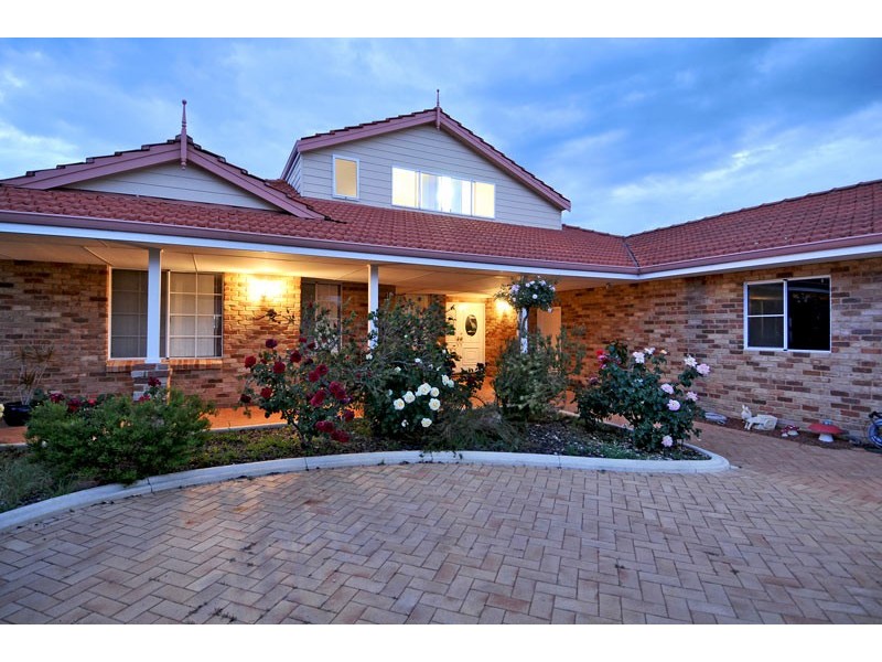 17 Heron Place, South Yunderup WA 6208
