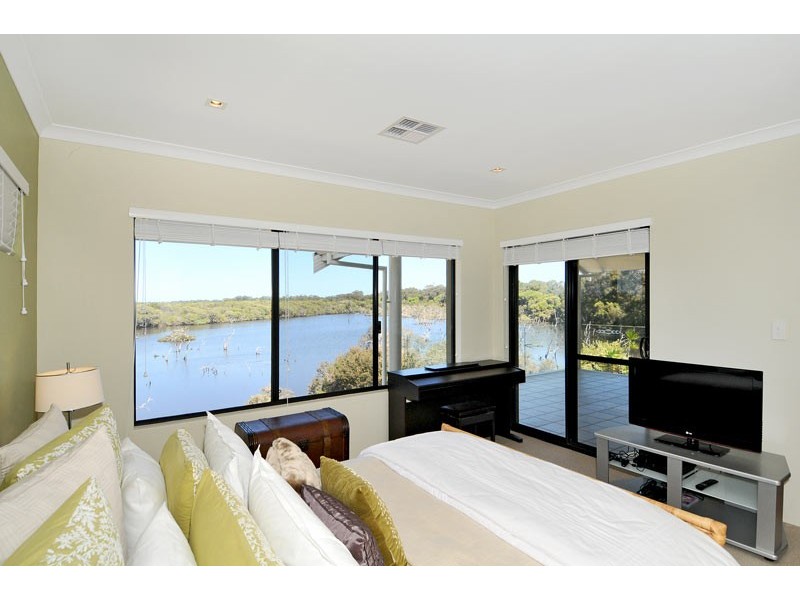 25 Conservation Loop, Erskine WA 6210