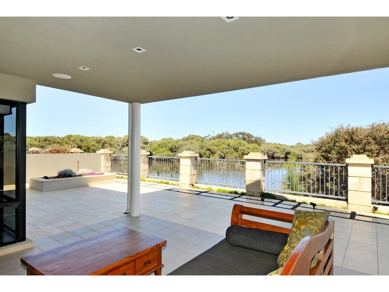 25 Conservation Loop, Erskine WA 6210