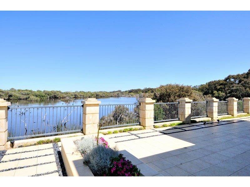 25 Conservation Loop, Erskine WA 6210