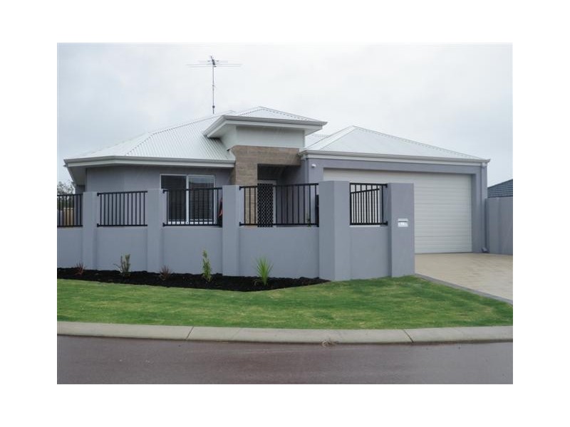 12 Kardan Loop, Falcon WA 6210