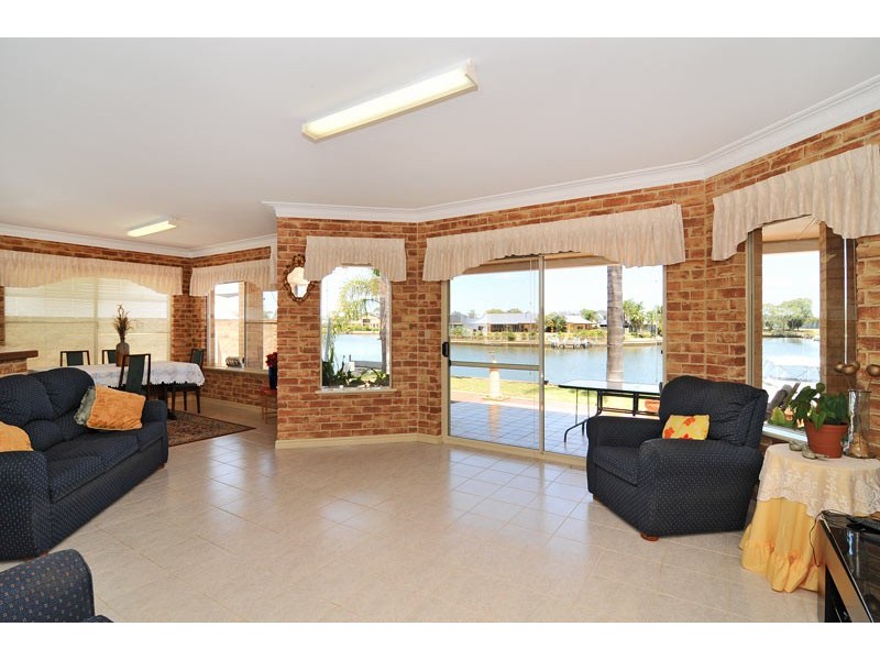 56 Heron Place, South Yunderup WA 6208