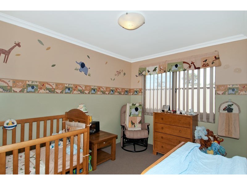 22 Wuraling Pass, Wannanup WA 6210