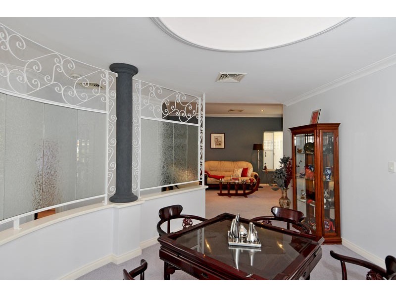 26 Picaroon Place, Halls Head WA 6210