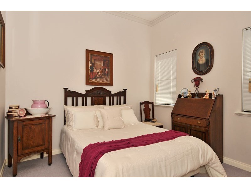 26 Picaroon Place, Halls Head WA 6210