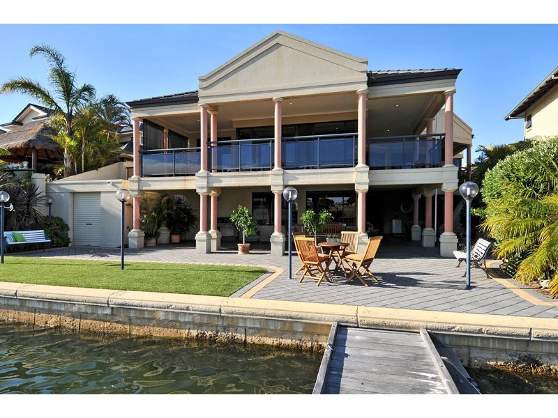 26 Picaroon Place, Halls Head WA 6210