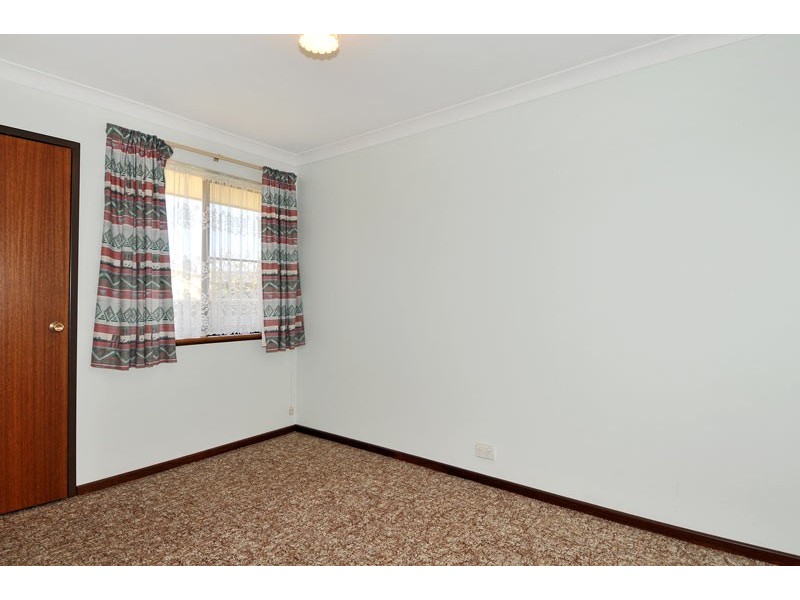 5 Yanmar Place, Mandurah WA 6210