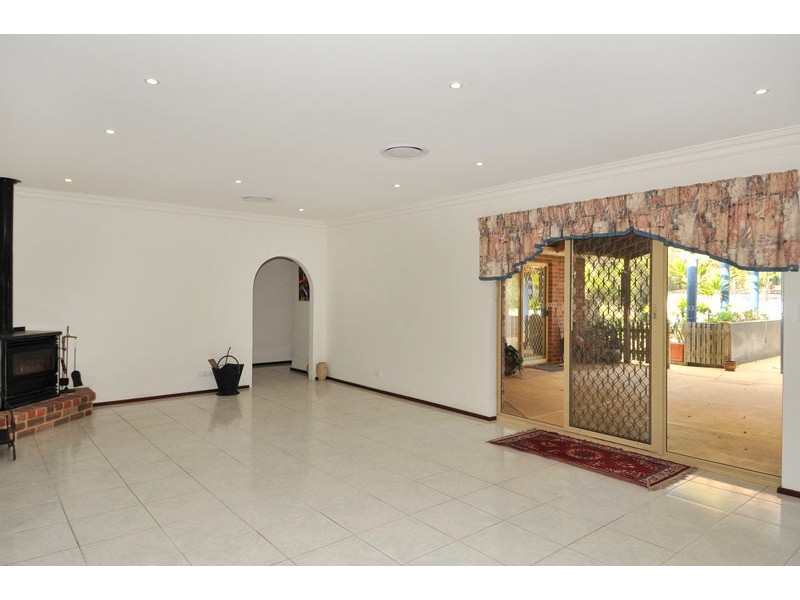 42 Nutbush Avenue, Falcon WA 6210